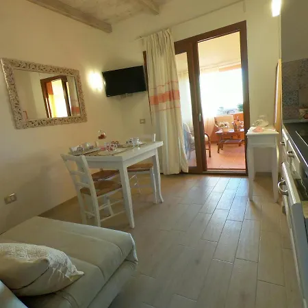 Nyaraló Domu Lughente 400 M Dal Mare *