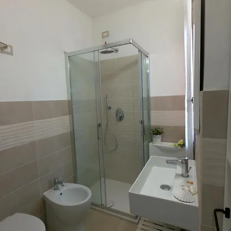 Domu Lughente 400 M Dal Mare Nyaraló