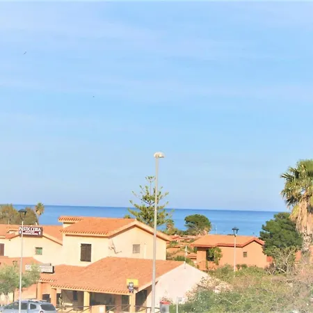 Domu Lughente 400 M Dal Mare Nyaraló *